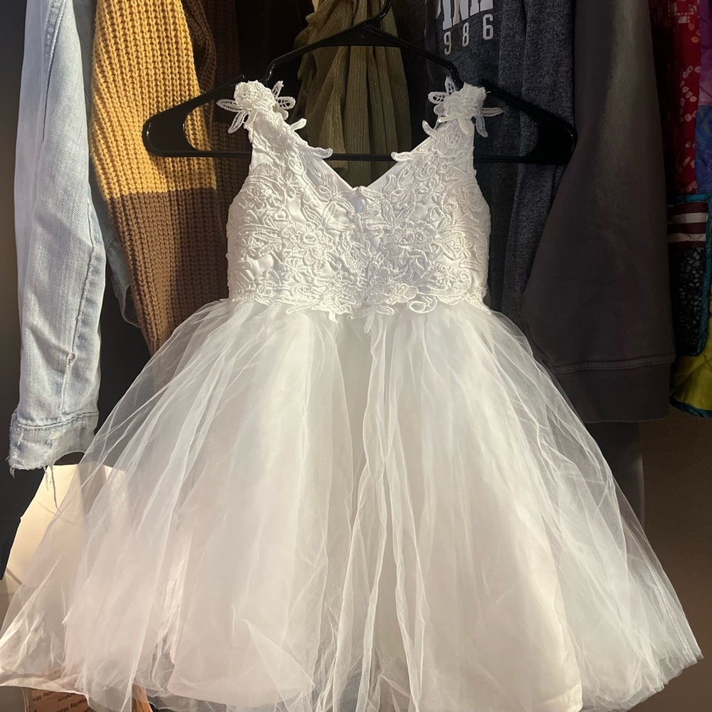 White Sleeveless V-Neck Fit and Flare Dress